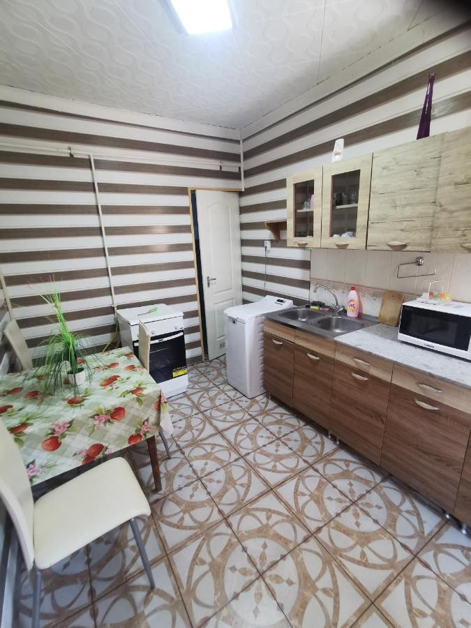 Edit Vendeghaz Tiszaujvaros Bagian luar foto