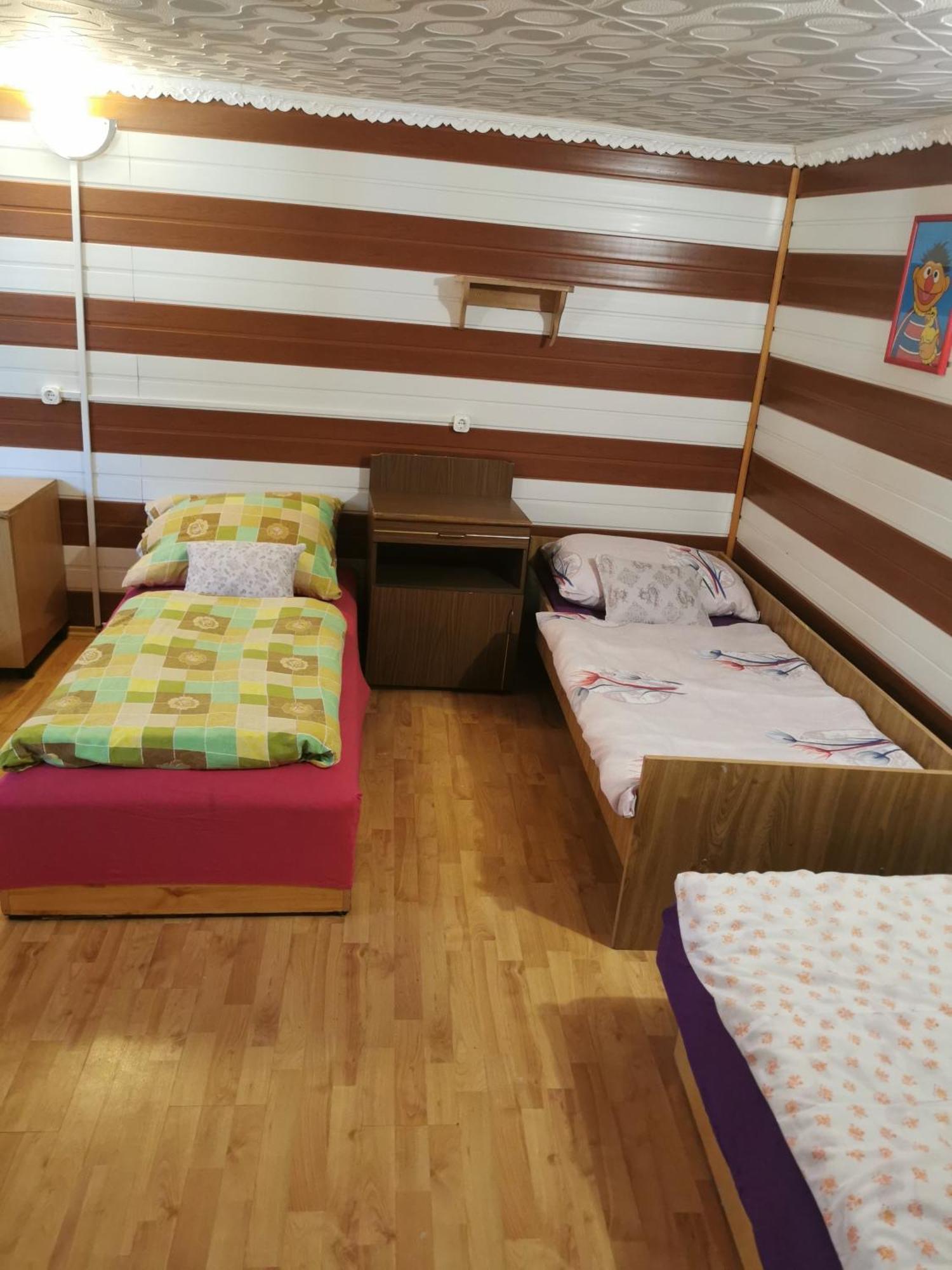 Edit Vendeghaz Tiszaujvaros Ruang foto