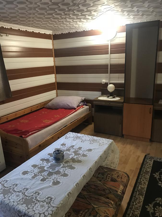 Edit Vendeghaz Tiszaujvaros Bagian luar foto